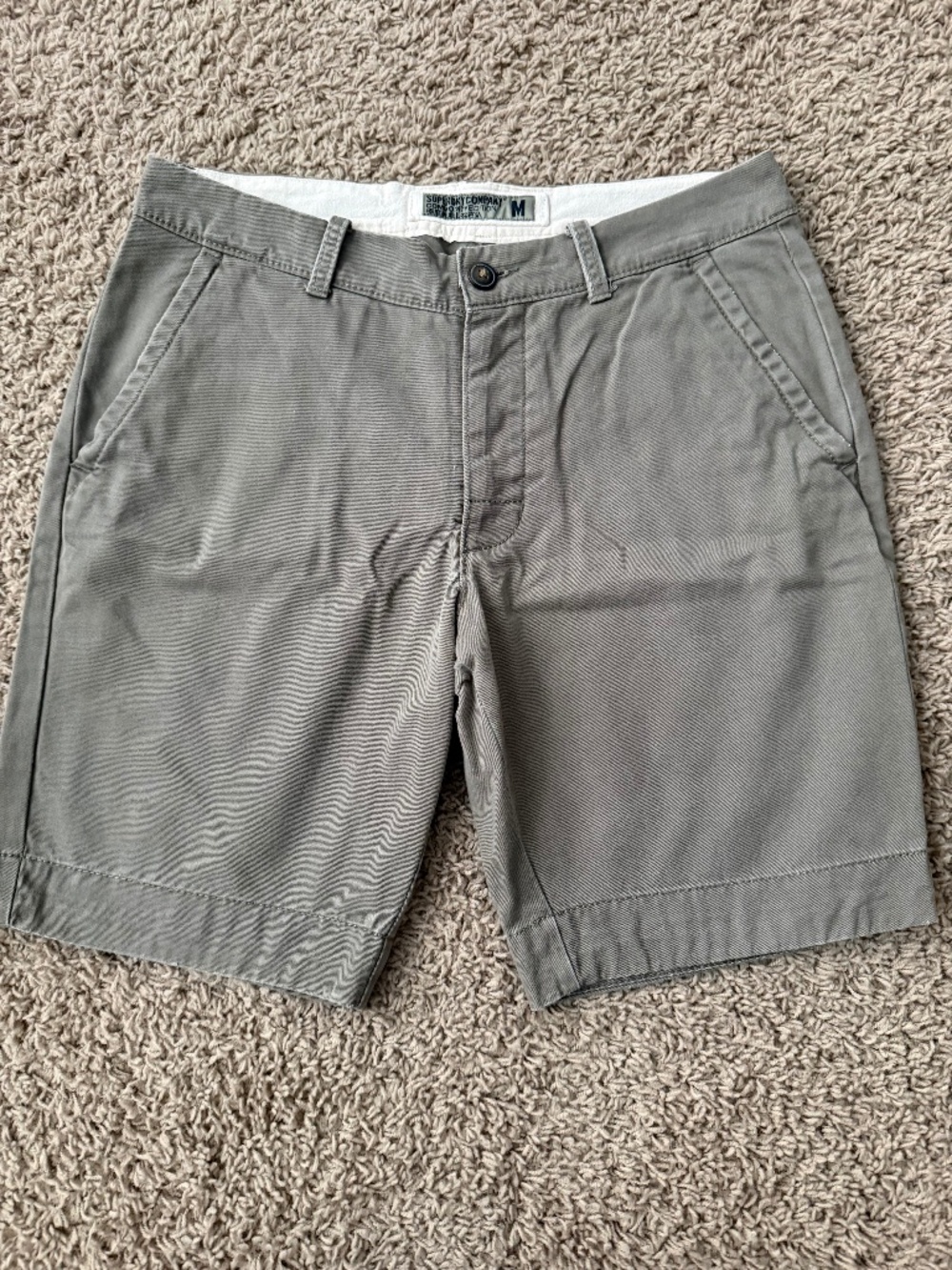 Superdry men shorts (Medium)